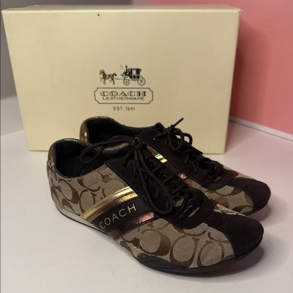 Coach Women’s Brown and Gold Patterned Sneakers
